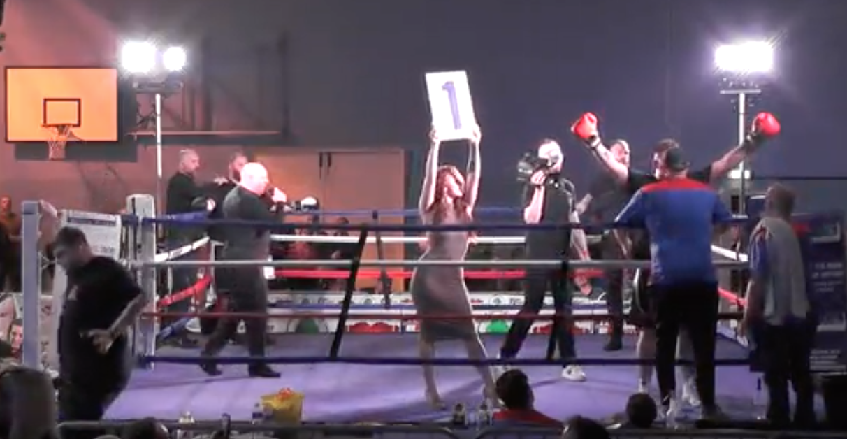 Matt Baillie Vs Mike Gold