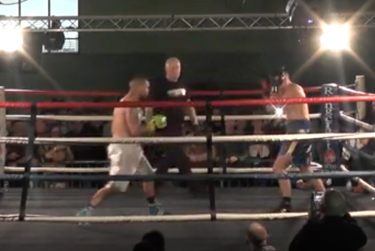 Jason James Vs Cody Davies