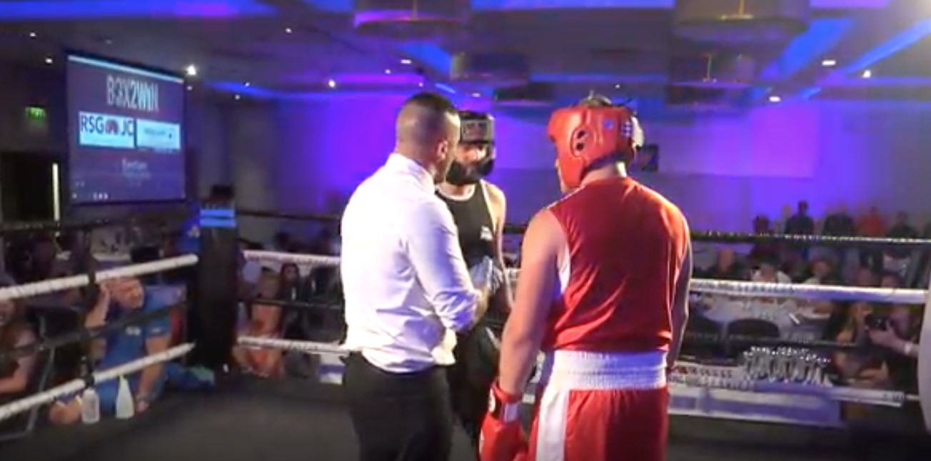 Martin Cavey Vs Kieran Gow