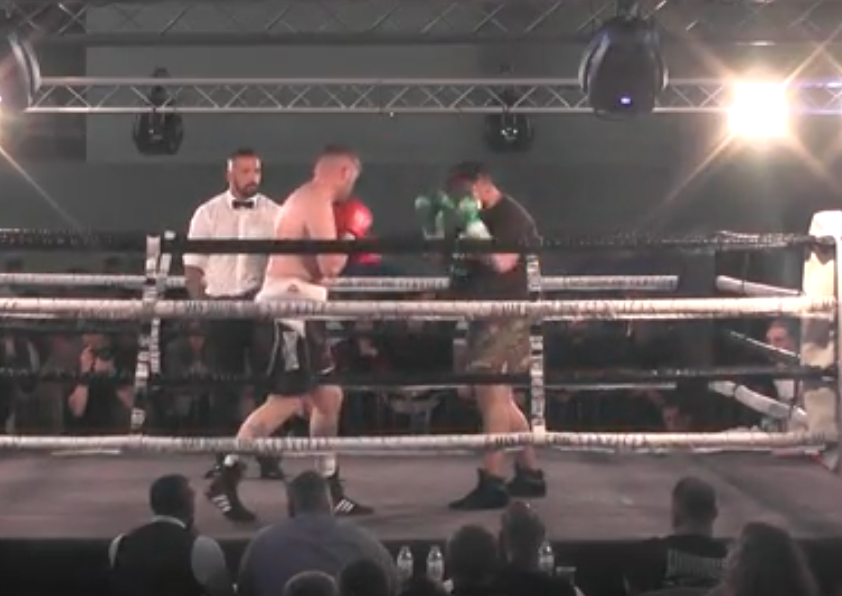 Rich Loveday Vs Matt Taylor