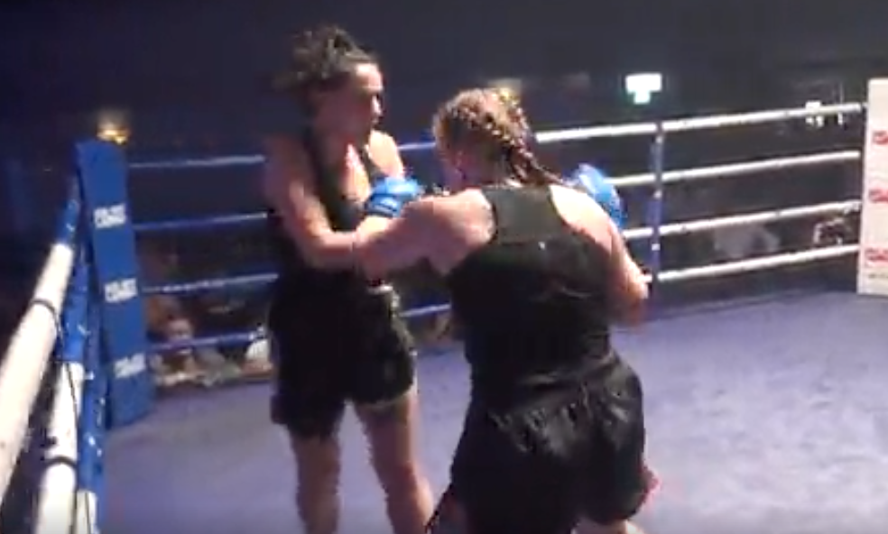 Linzi Merritt Vs Michelle Plevin