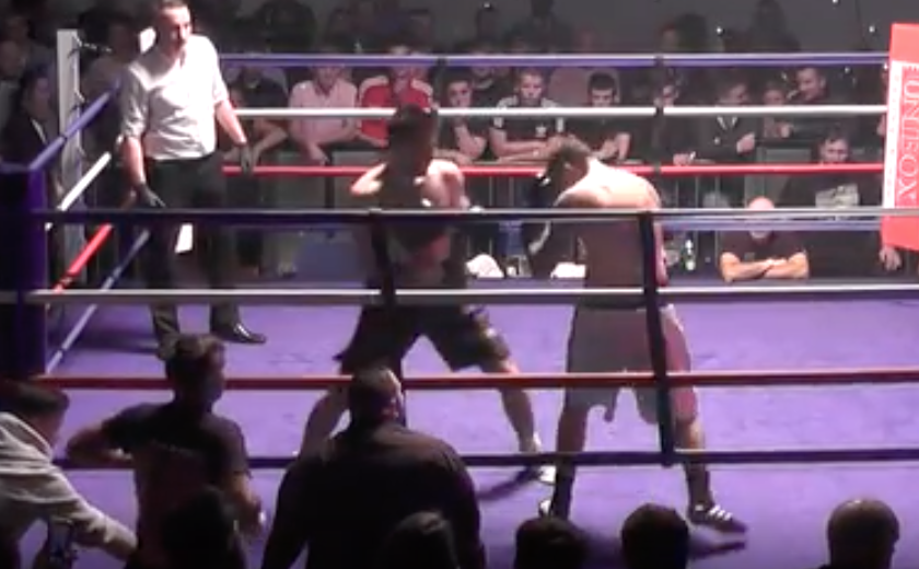 Adam Roberts Vs Dalton Harfield