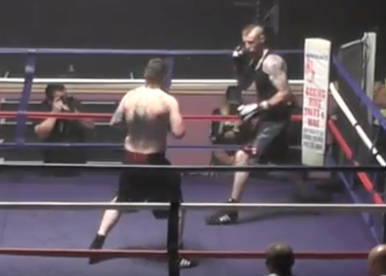 Pablo Mantinan Vs Leigh Coxhead