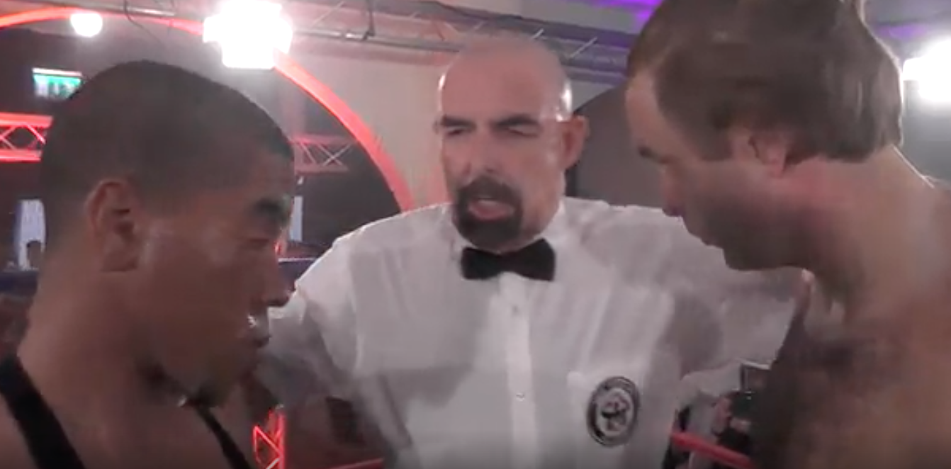 Neil Bee Vs Mike Purvis