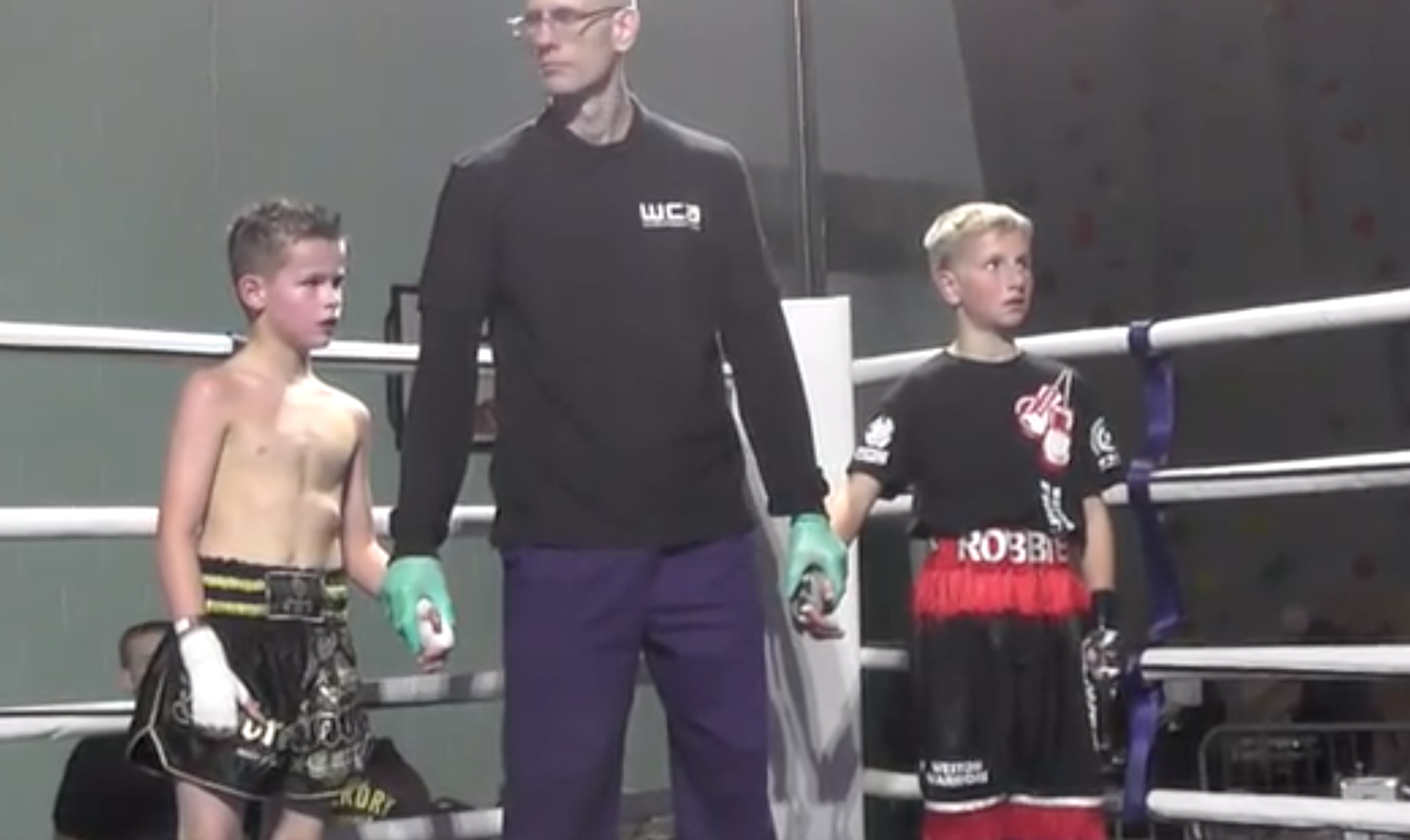 Robbie Sweeting Vs Joseph Perkins