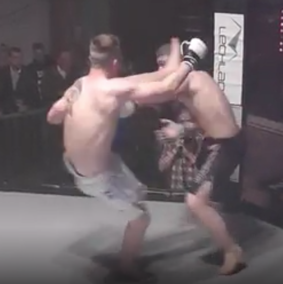 Tommy Taylor Vs Jake Oliver