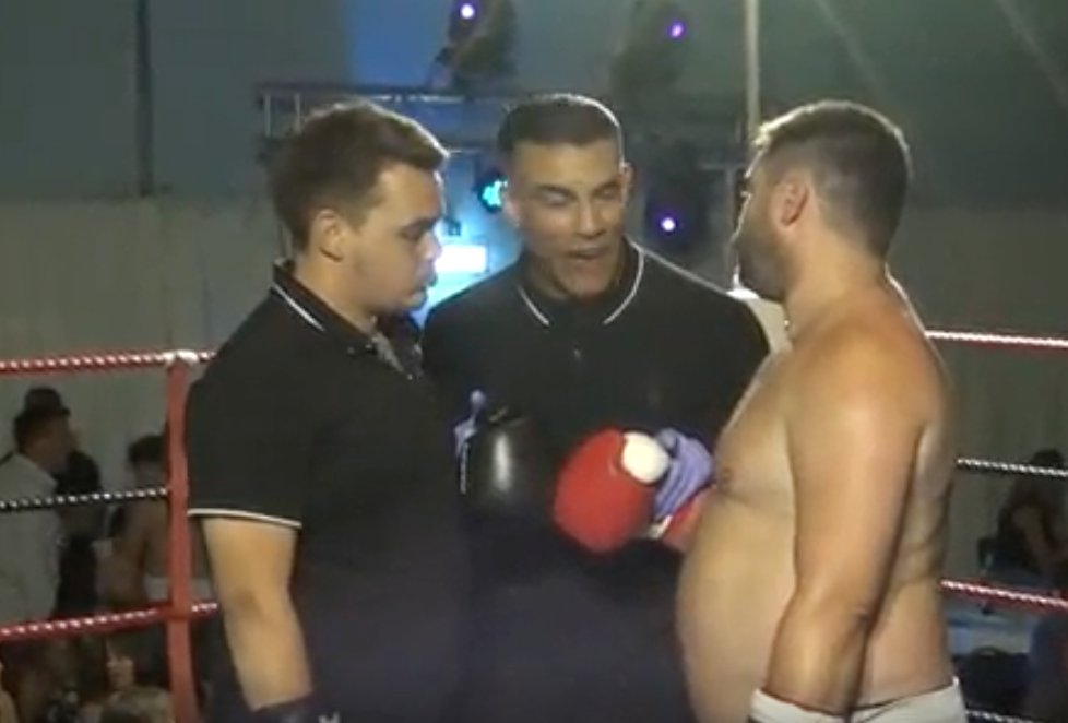 Ben Carr Vs Max Gray