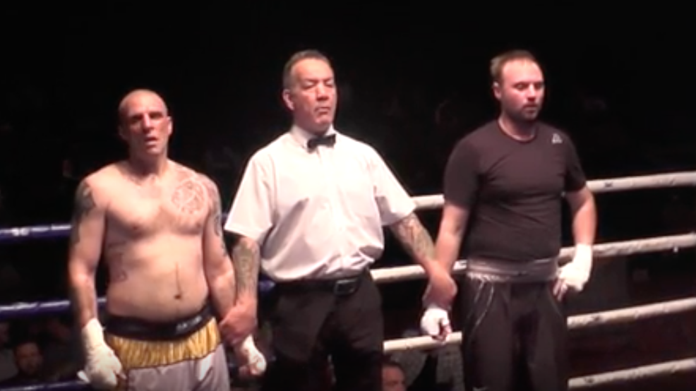 Darren Jones Vs Sam Quartly