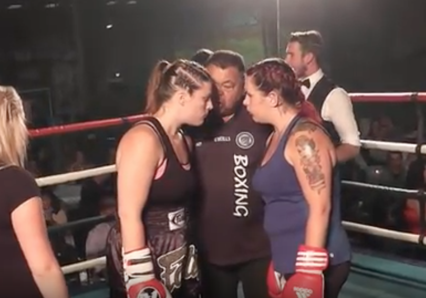 Tiffany Knee Vs Daisy Burtenshaw