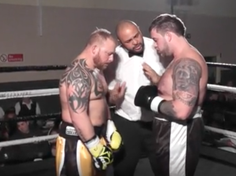 Simon Lee Vs Neil Bradfield