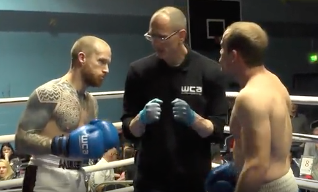 Arron Mullis Vs Kane Mallinson