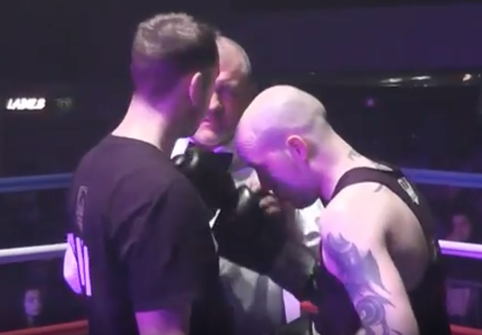 Dale Bird Vs Jamie Knee