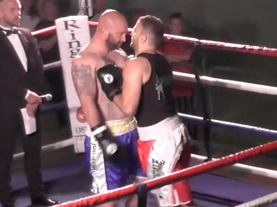 Paul Bunney Vs Steve Mullins