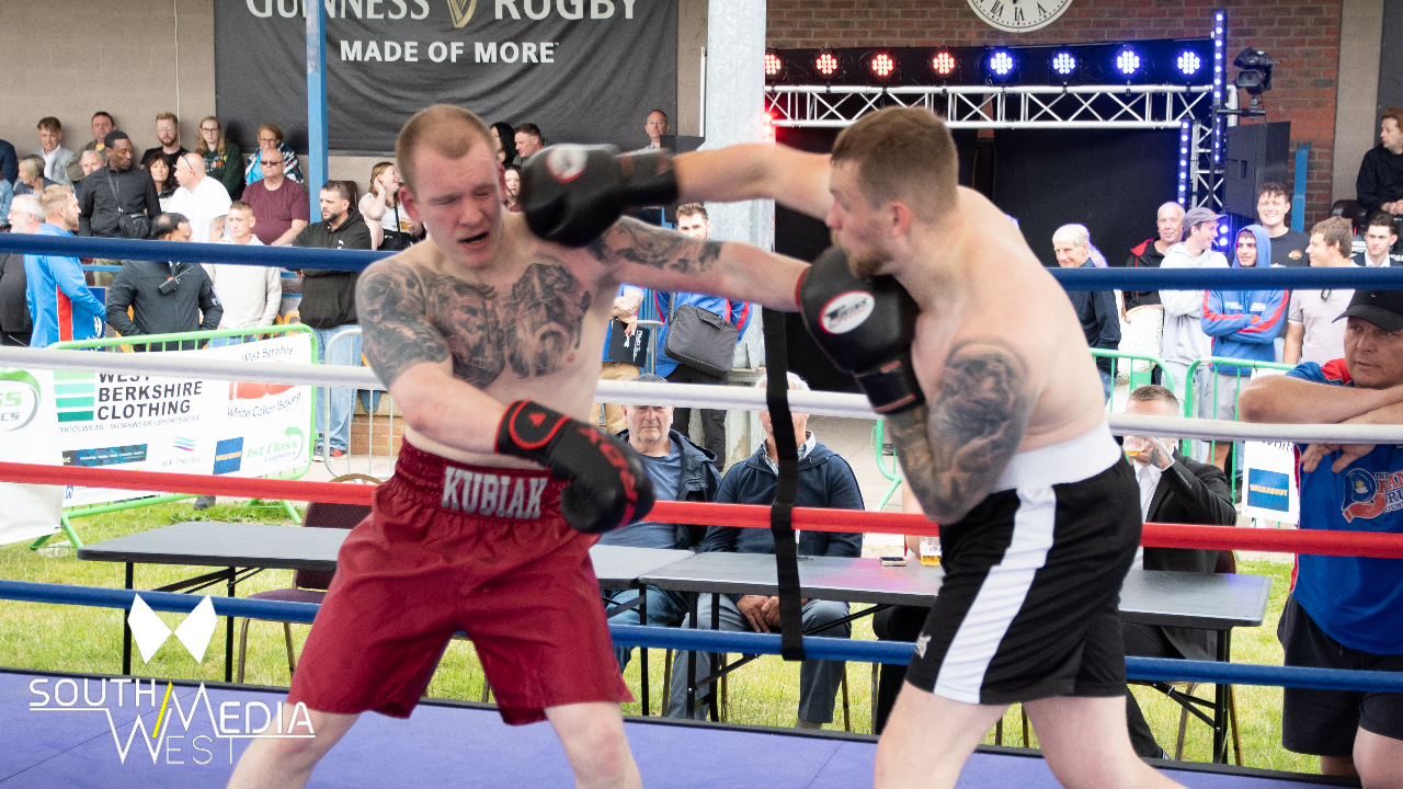 Karol Kubiak Vs Charlie Phipps