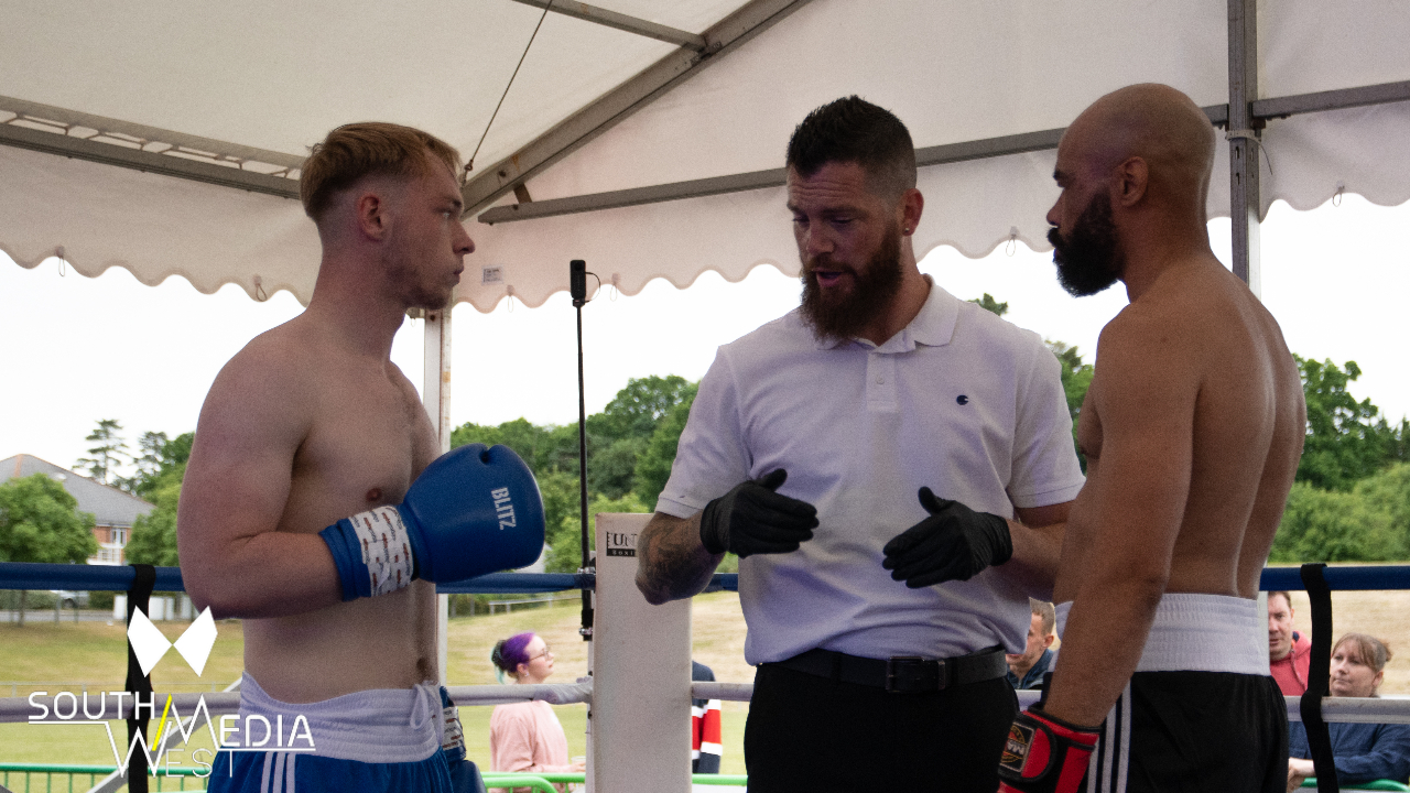 Leon Naylor Vs Dominic Edward-Calvert