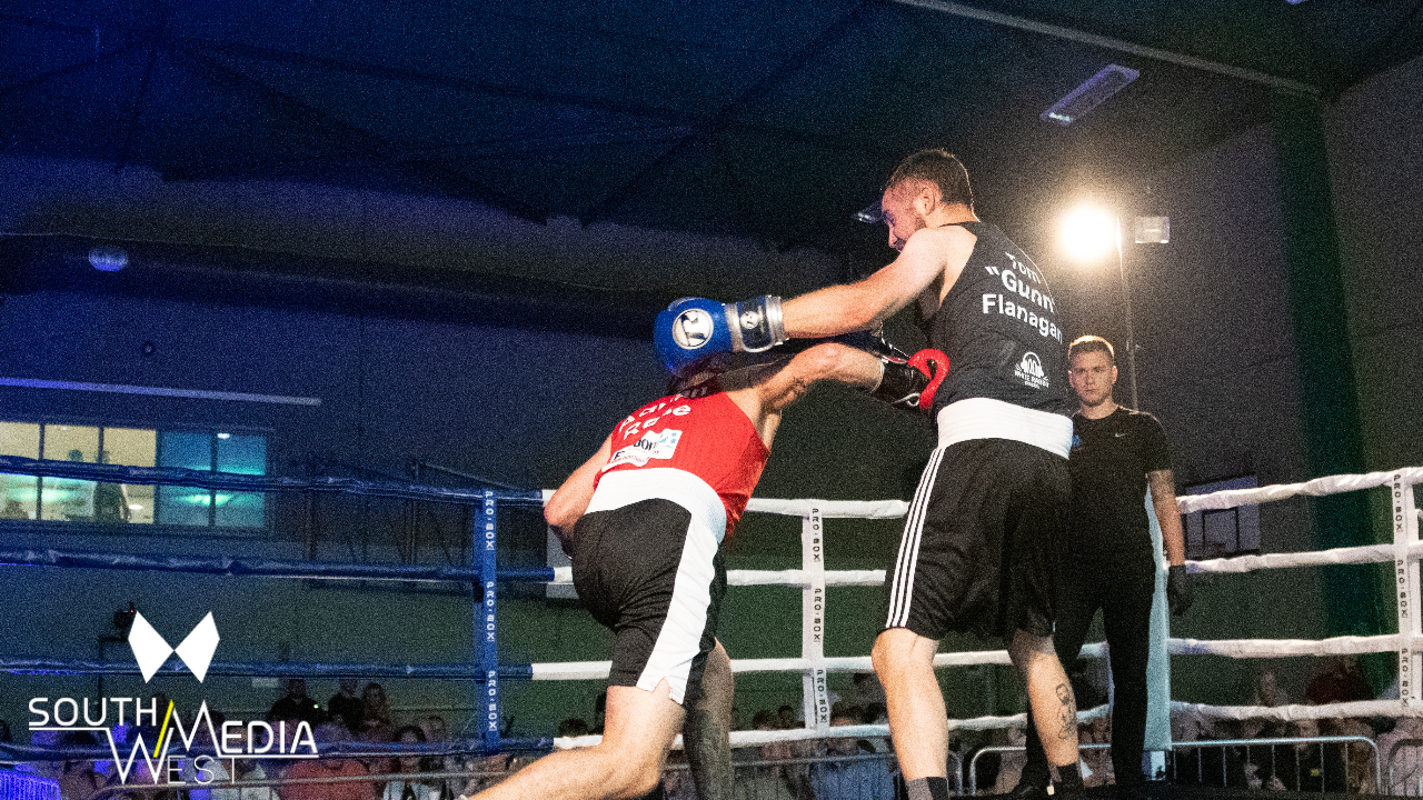 Adrian Rose Vs Tom Flanagan