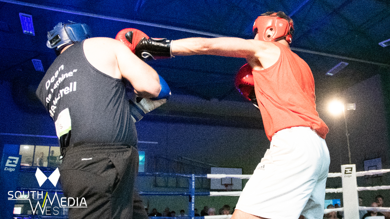 Rob Lorimer Vs Dean Wetherell